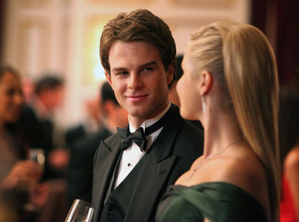Nathaniel Buzolic, Claire Holt, THE VAMPIRE DIARIES Nathaniel Buzolic, Claire Holt, THE VAMPIRE DIARIES